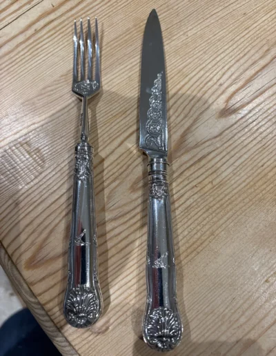 Knives and forks after